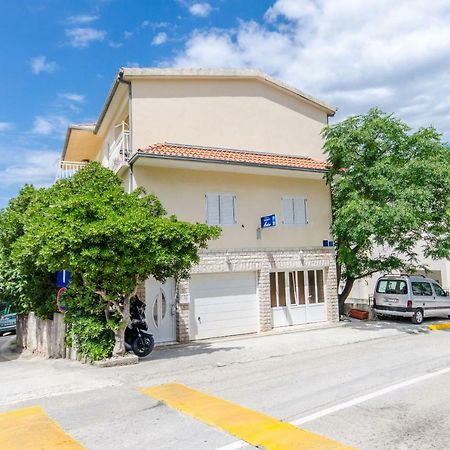 Apartments Mateo Baška Voda Esterno foto