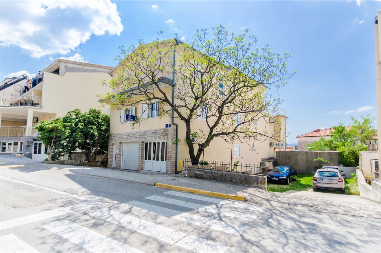 Apartments Mateo Baška Voda Esterno foto