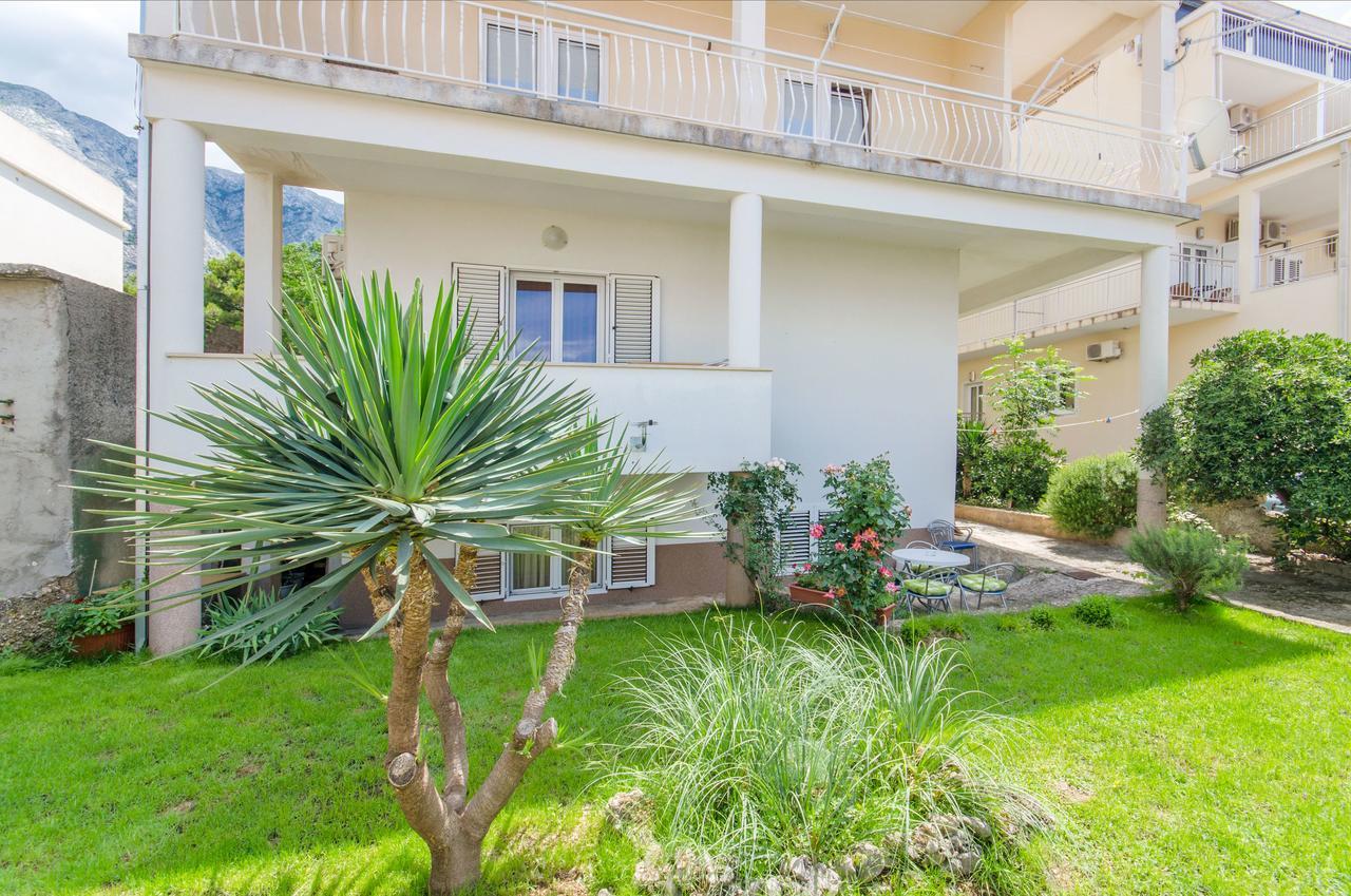 Apartments Mateo Baška Voda Esterno foto